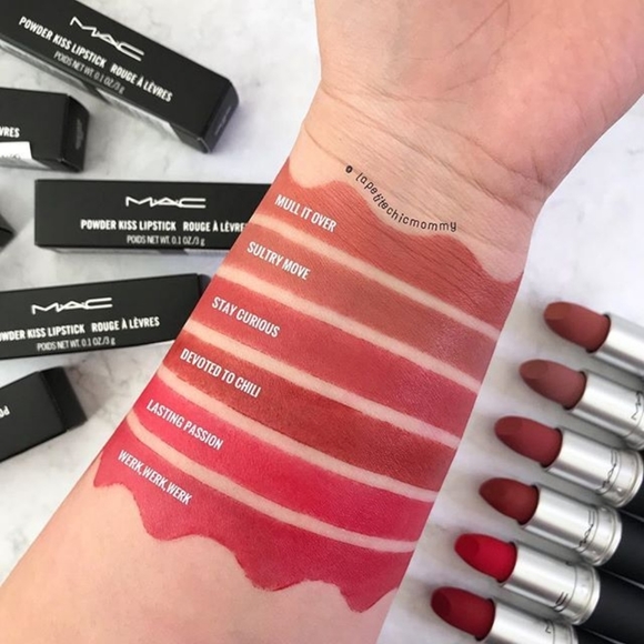 NIB MAC-Stay Curious 923, Powder Kiss Lipstick - Picture 11 of 16